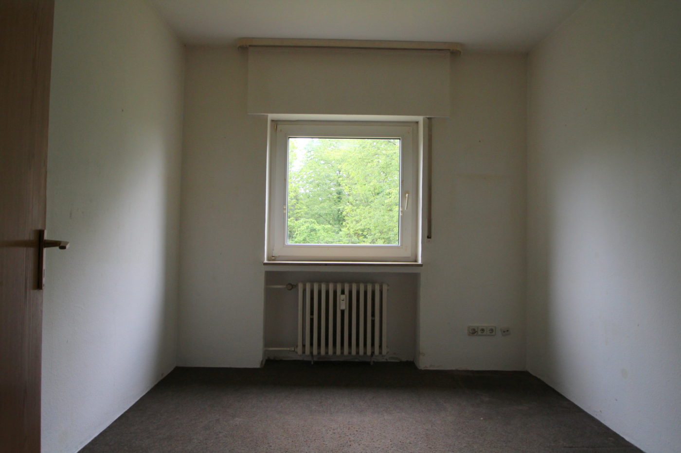 Vorher Foto eines Arbeitszimmers. Arbeitszimmer vor dem Homestaging durch Blickfang Homestaging in Soest